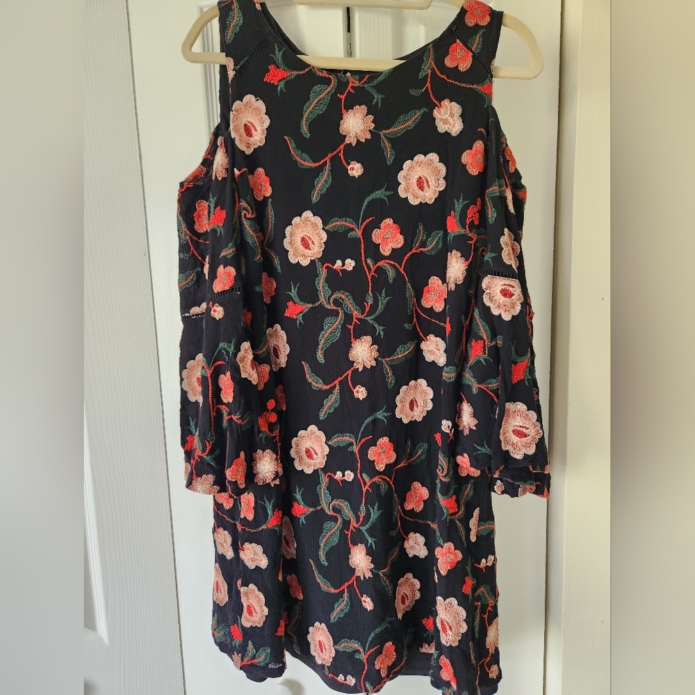 Women's Lux II Black Floral Lined Dress